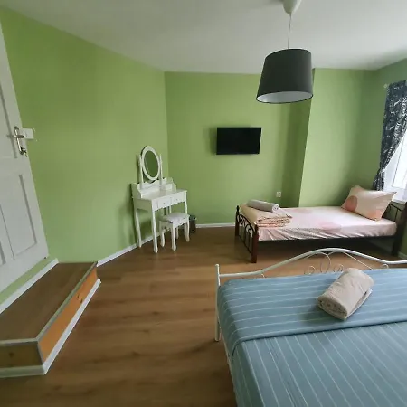 Hancho - Old Town Center Homestay *